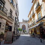 Ubicacion Top Junto Catedral A Acond Y Wifi
