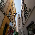 Ubicacion Top Junto Catedral A Acond Y Wifi