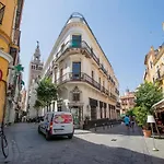 Ubicacion Top Junto Catedral A Acond Y Wifi