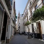 Ubicacion Top Junto Catedral A Acond Y Wifi
